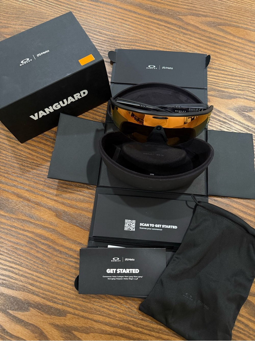 NWT Oakley Meta AI Vanguard Sunglasses in Prizm 24k Lenses & Black Frame